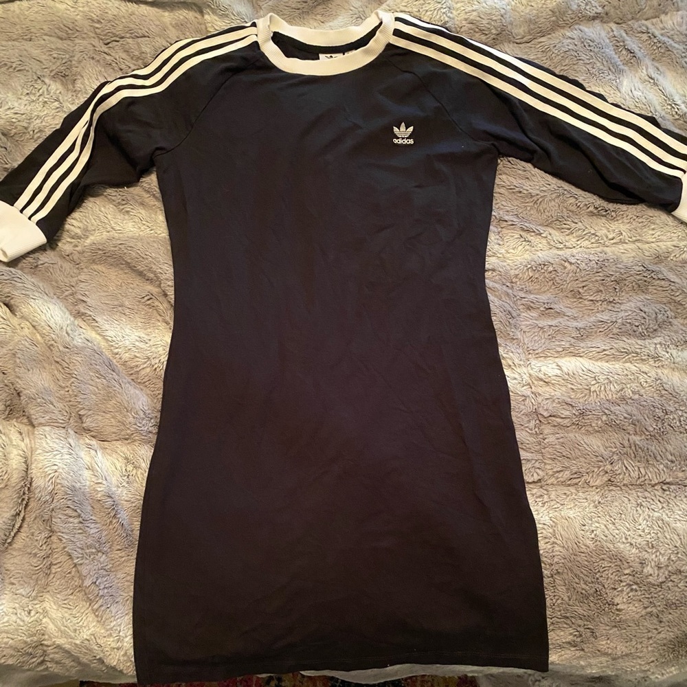 Adidas dress size Large